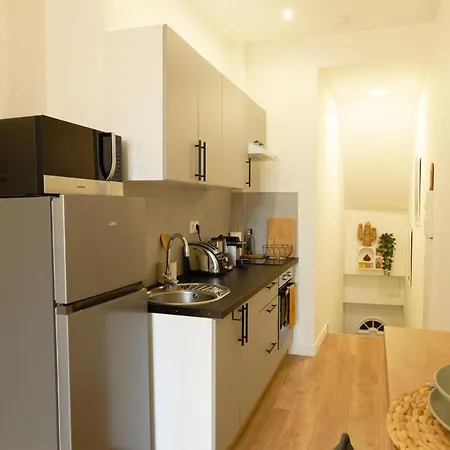 Au Coeur Du Vieux - Vue Et Clocher