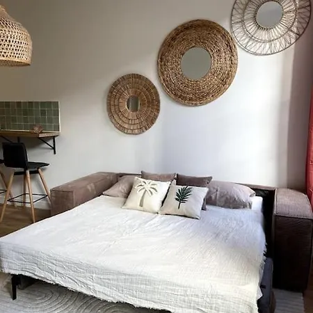 Au Coeur Du Vieux - Vue Et Clocher Nizza