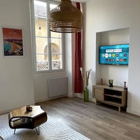 Au Coeur Du Vieux - Vue Et Clocher * Nice