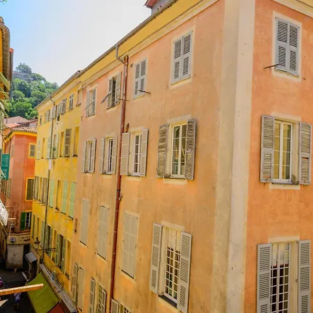 Apartment Au Coeur Du Vieux - Vue Et Clocher