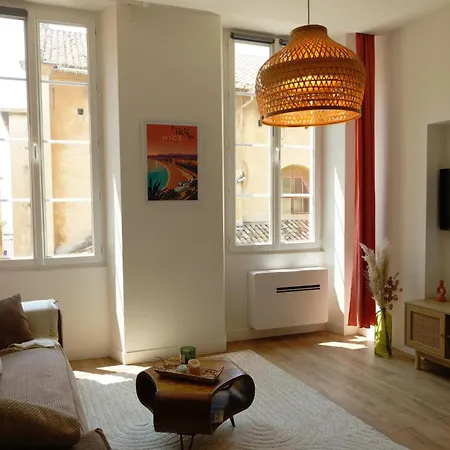 Apartment Au Coeur Du Vieux - Vue Et Clocher *